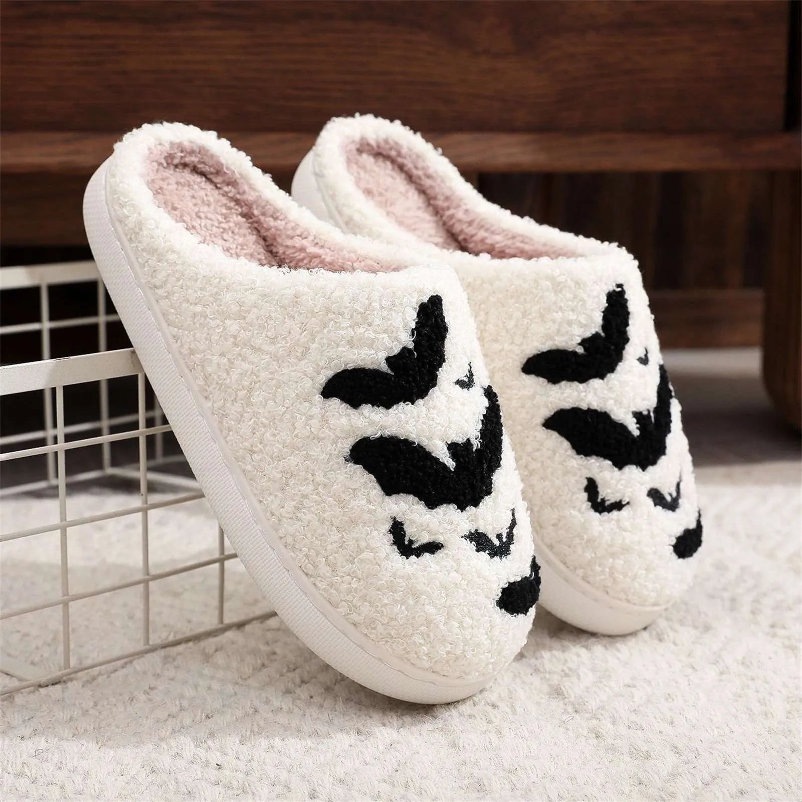 Halloween Christmas Velvet Lined Warm Slippers Holiday House Shoes Home Slipper for Women Fuzzy Outdoor Indoor Bedroom Slippers